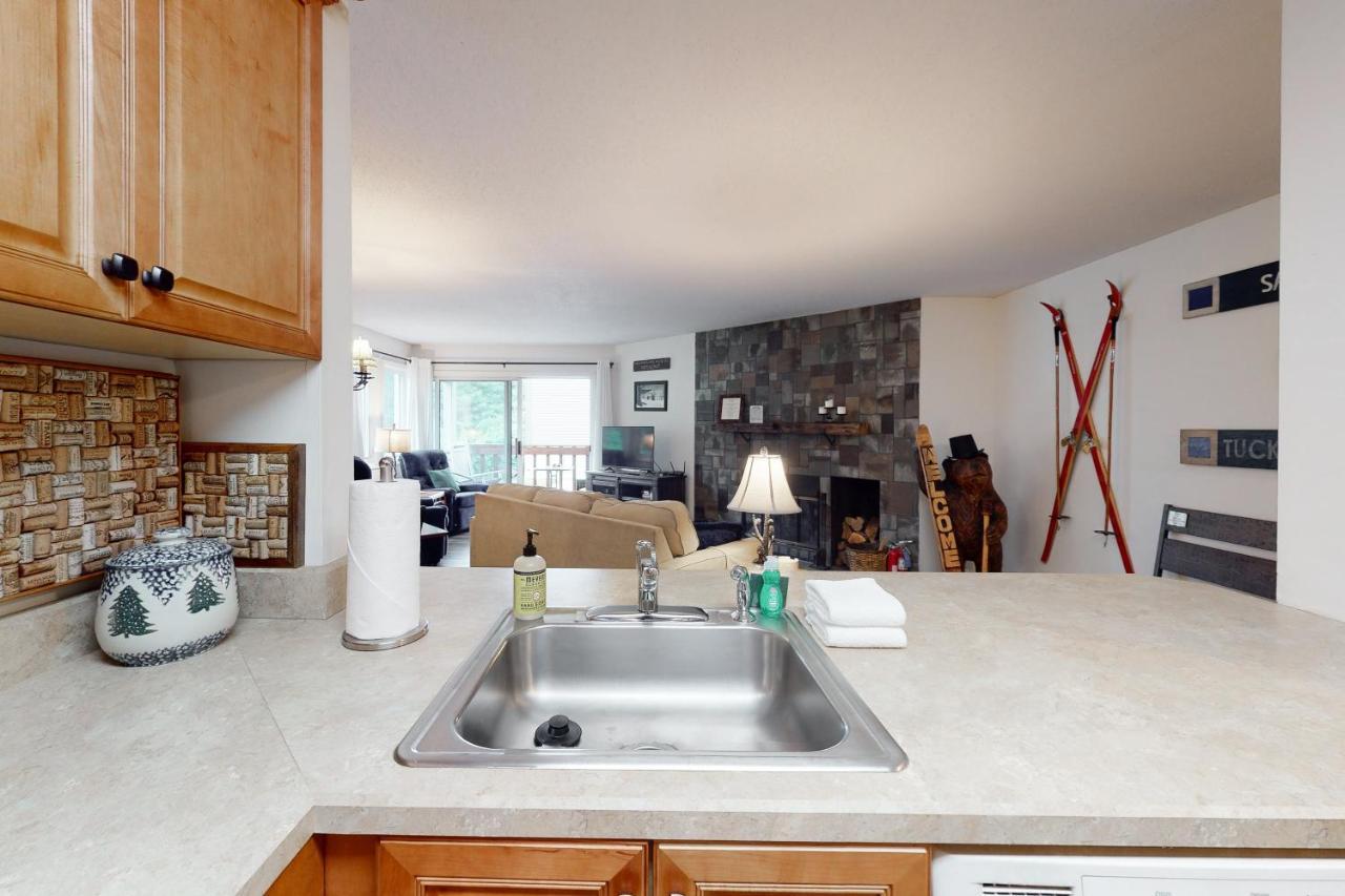 Brookhaven Condos Ludlow Esterno foto
